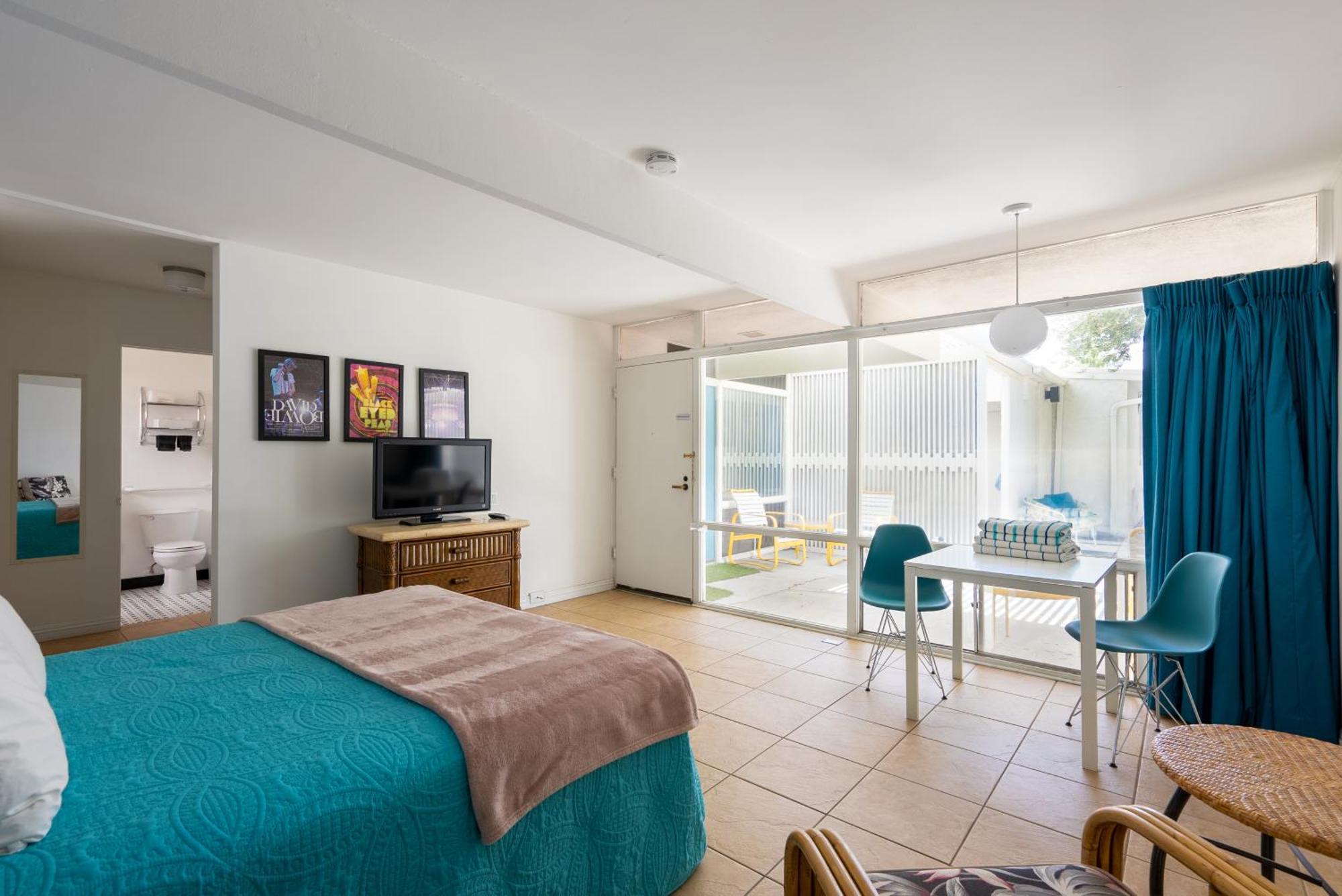 Monkey Tree Hotel By Avantstay Stylish Hotel In Palm Springs W Pool Екстер'єр фото