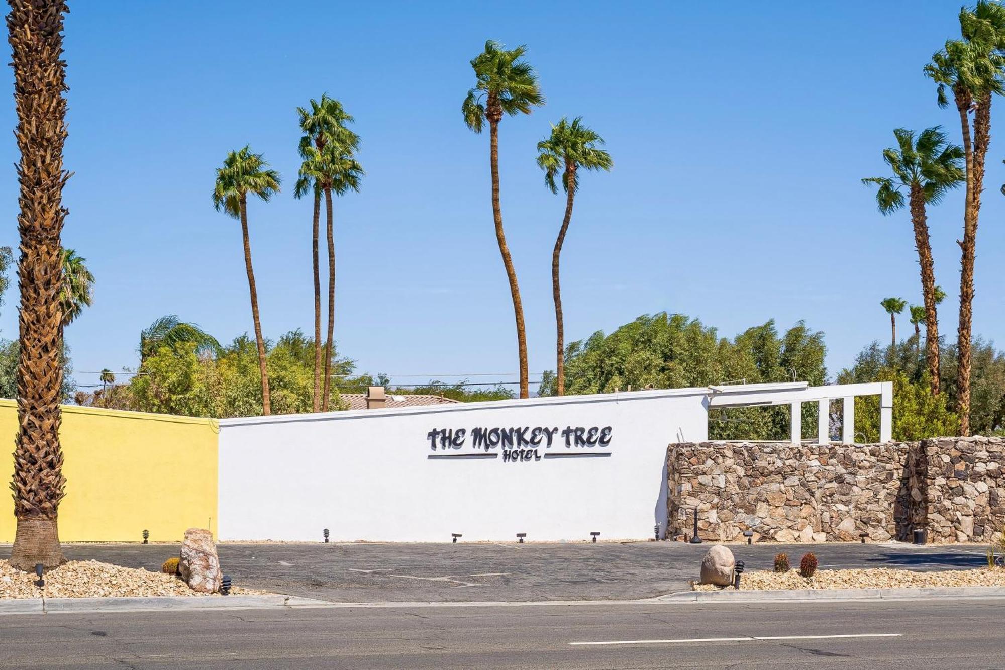 Monkey Tree Hotel By Avantstay Stylish Hotel In Palm Springs W Pool Екстер'єр фото