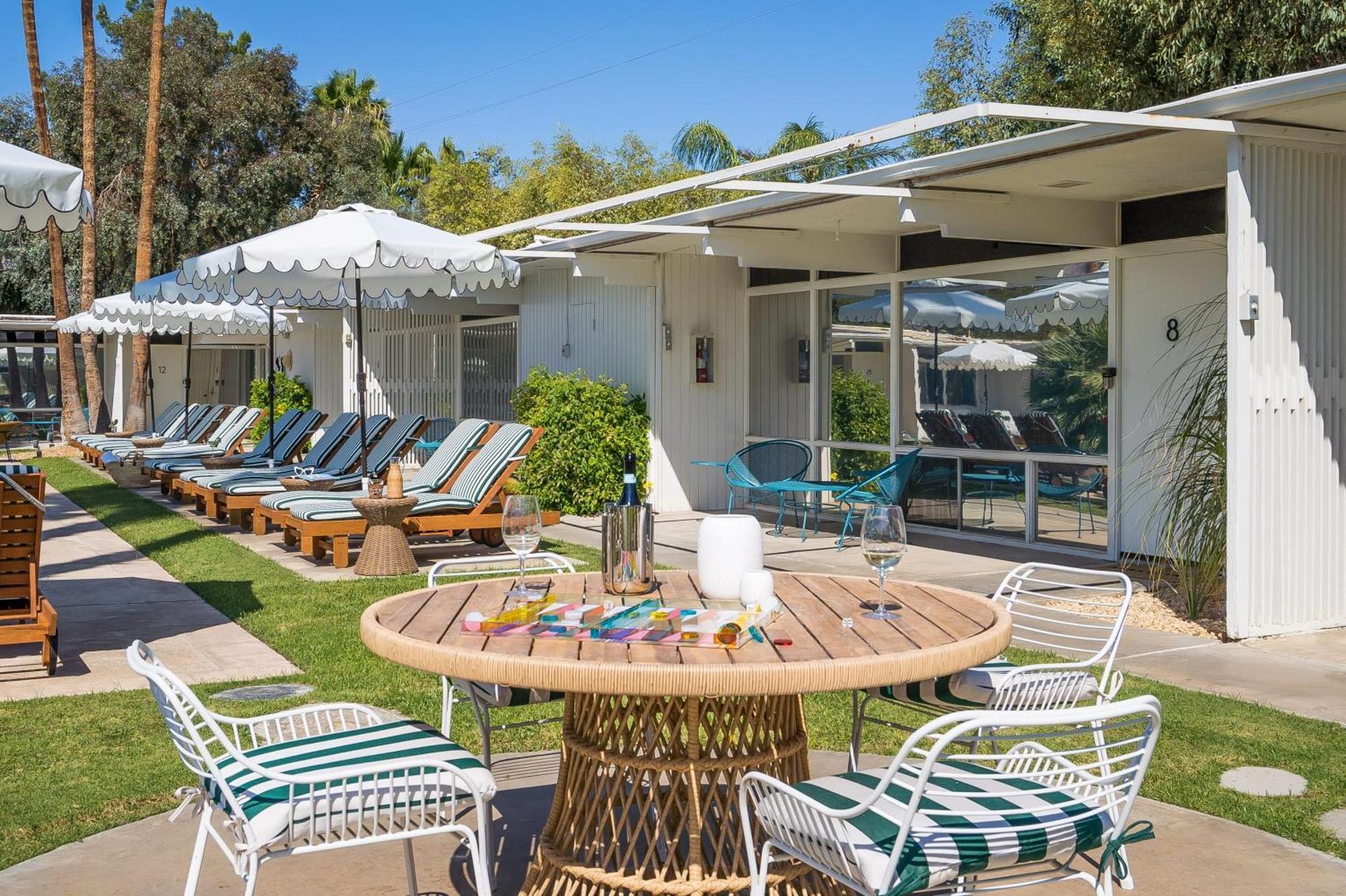 Monkey Tree Hotel By Avantstay Stylish Hotel In Palm Springs W Pool Екстер'єр фото