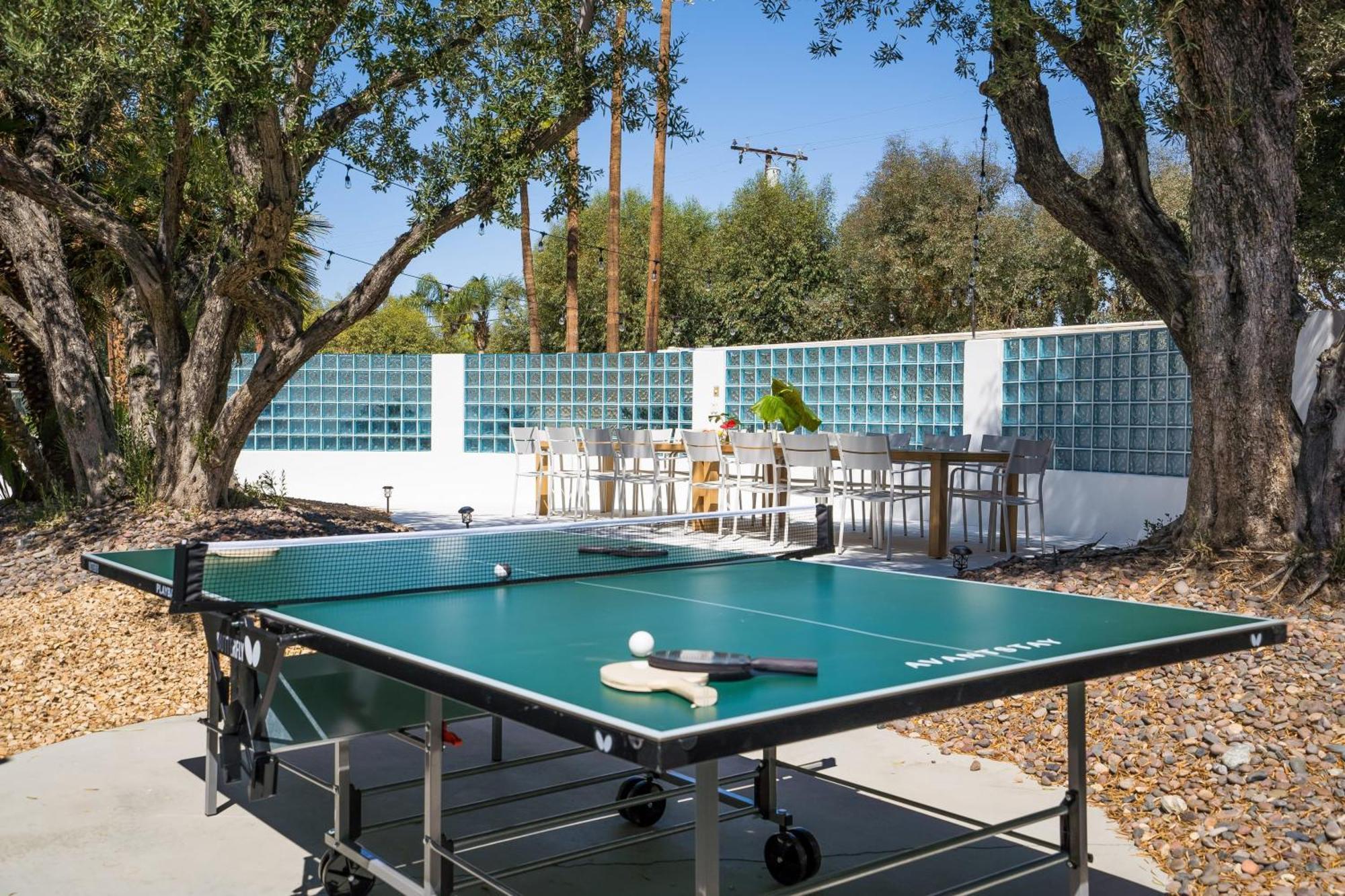 Monkey Tree Hotel By Avantstay Stylish Hotel In Palm Springs W Pool Екстер'єр фото