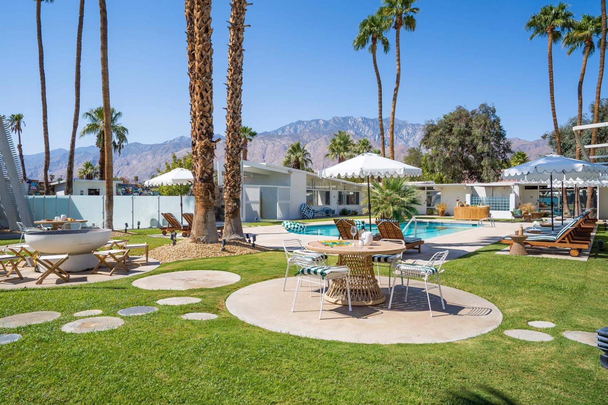 Monkey Tree Hotel By Avantstay Stylish Hotel In Palm Springs W Pool Екстер'єр фото